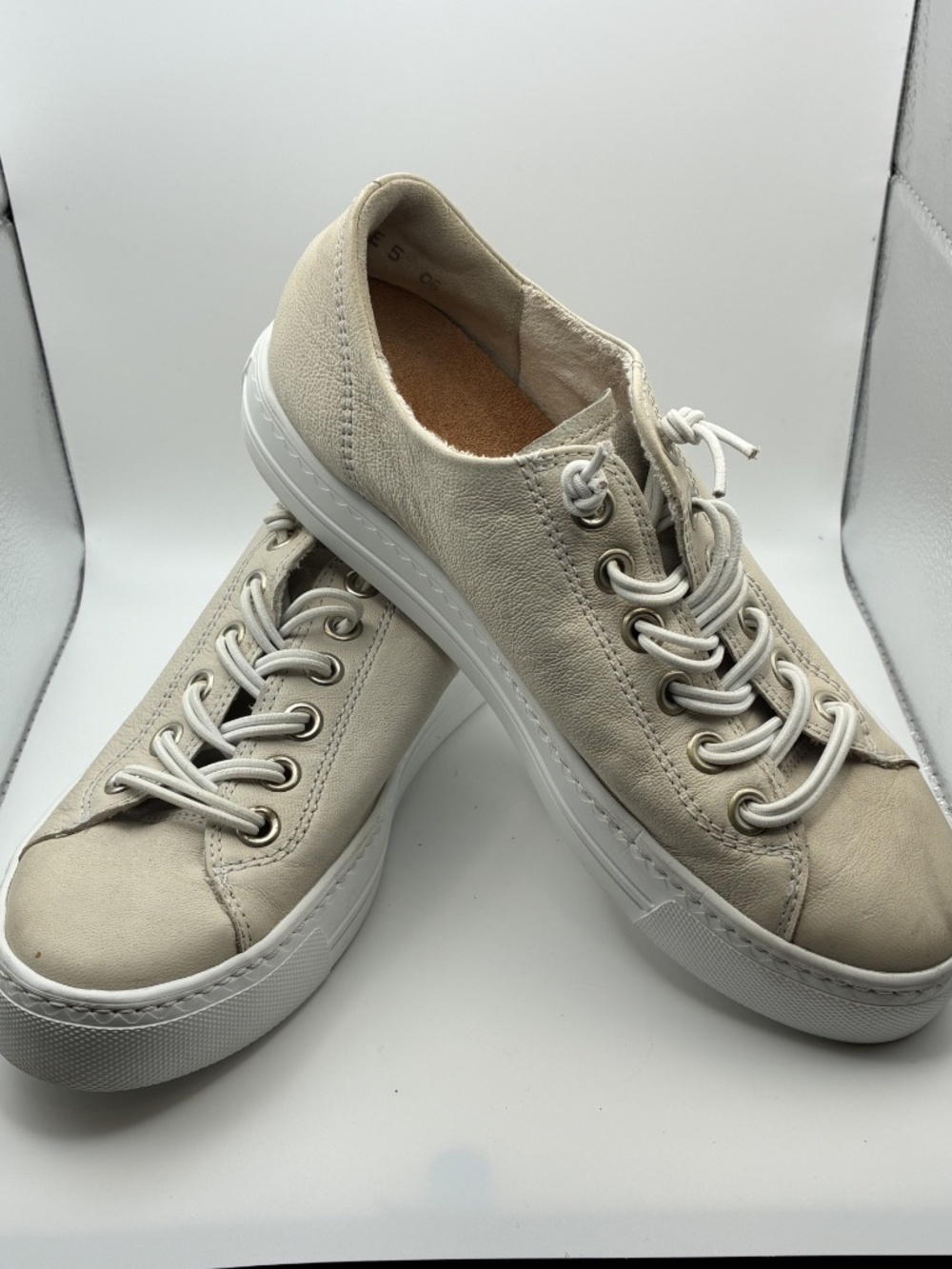 Paul Green beige Hadley sneakers